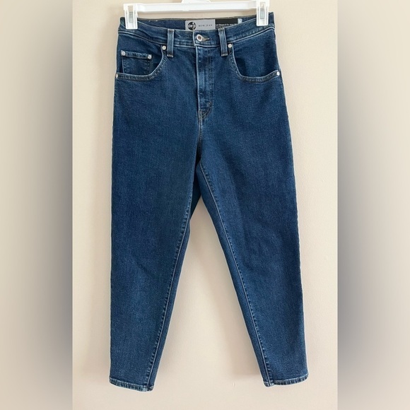 Levi’s Silver Tab Dark Wash High Rise Mom Jeans - Picture 1 of 8